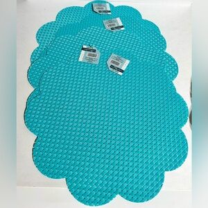 Teal Blue Flower Scallop 14.88" Placemats Weave Spring Shop Set 4 NEW Plastic